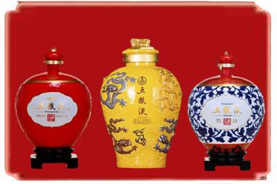 桂东县烟酒回收五粮液各种摆件.jpg